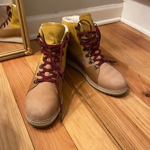 COPY - Tom’s Mesa Boots like new! Size 8.5. True to size. Honey Oiled Nubuck/Su…